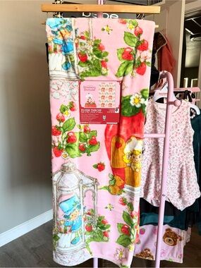 Strawberry Shortcake Pink Plush Throw Blanket